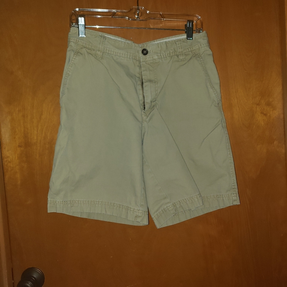 Izod Tan Shorts